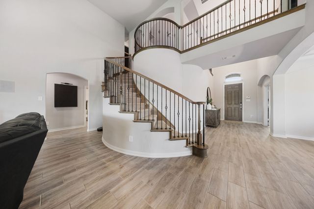 949 Gold Finch Lane, Forney, TX 75126