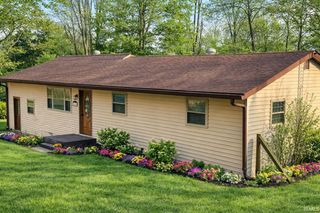 2596 S Leatherwood Road, Bedford, IN 47421