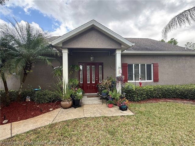 1637 Cedarbrook Street, Lake Placid, FL 33852