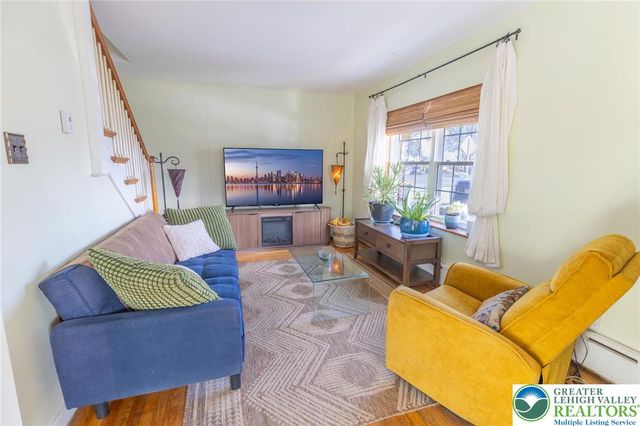 652 5th Street, Whitehall Twp, PA 18052