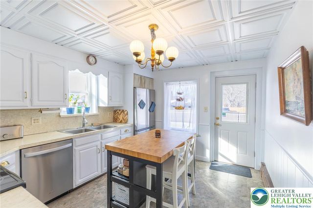 652 5th Street, Whitehall Twp, PA 18052