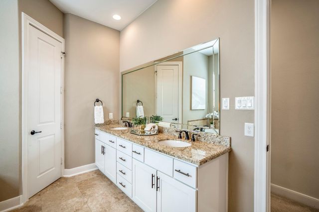 5540 Nolda Street, Houston, TX 77007