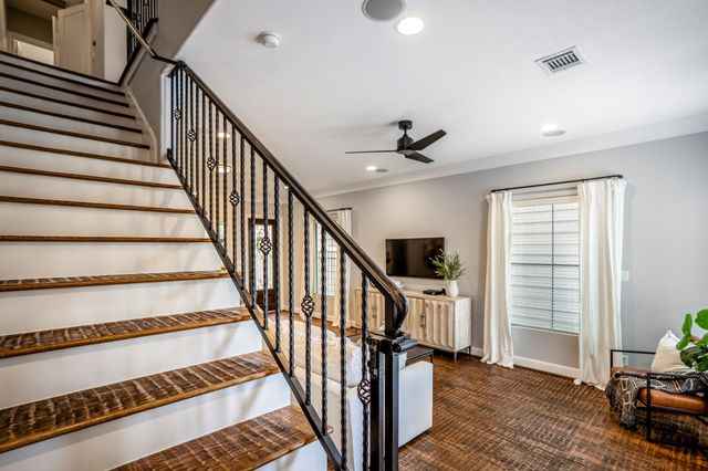 5540 Nolda Street, Houston, TX 77007