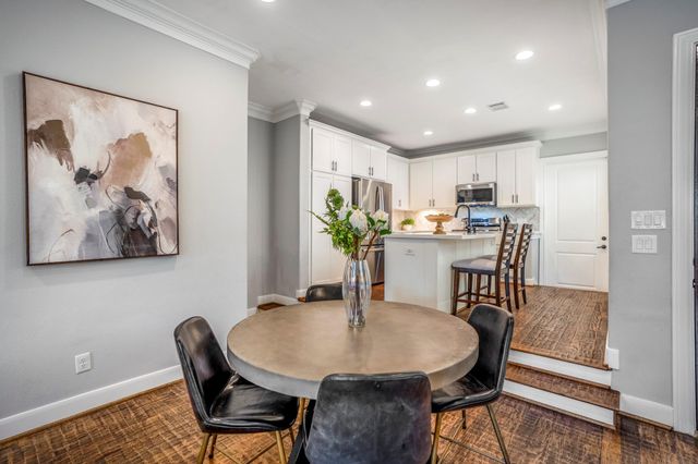 5540 Nolda Street, Houston, TX 77007