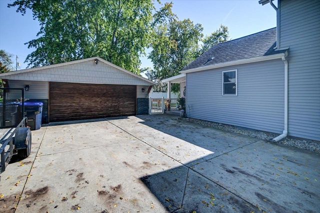 742 Hubbell Street, Marshall, WI 53559