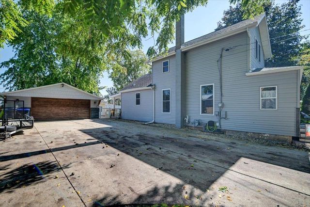 742 Hubbell Street, Marshall, WI 53559