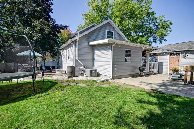 742 Hubbell Street, Marshall, WI 53559