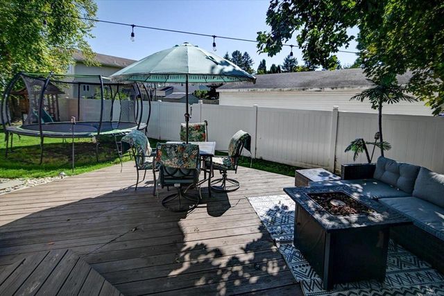 742 Hubbell Street, Marshall, WI 53559