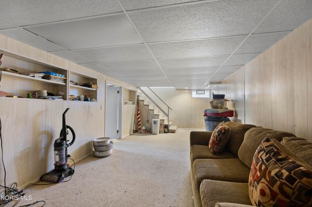 2360 Cheltenham Road, Toledo, OH 43606