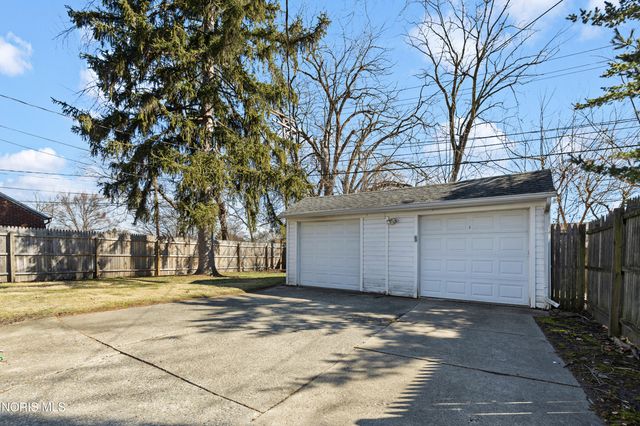 2360 Cheltenham Road, Toledo, OH 43606