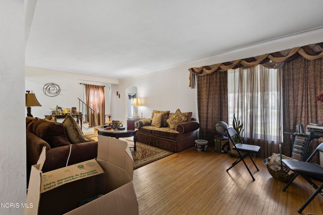 2360 Cheltenham Road, Toledo, OH 43606