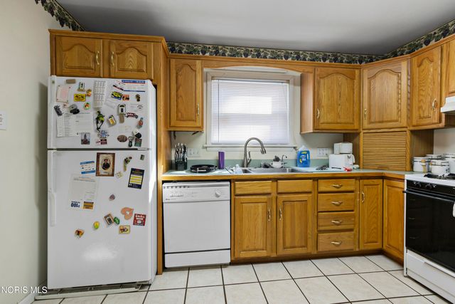 2360 Cheltenham Road, Toledo, OH 43606