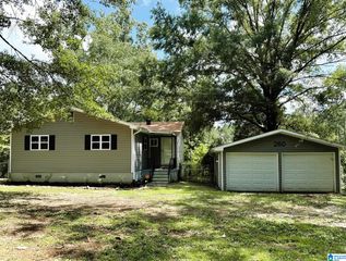 260 SUN VALLEY CIRCLE, Sterrett, AL 35147