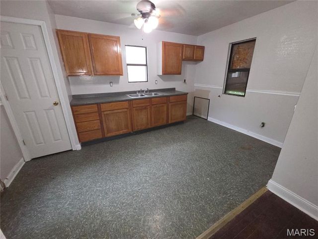 134 N Douglas Avenue, Belleville, IL 62220