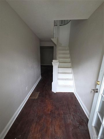 134 N Douglas Avenue, Belleville, IL 62220