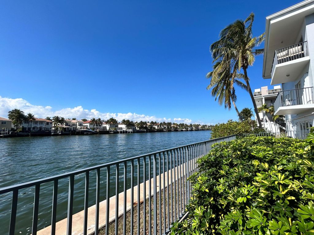 2600 S Ocean Drive S101, Hollywood, FL 33019
