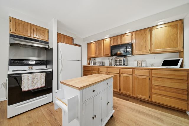 842 Portland Street, Rochester, NH 03868