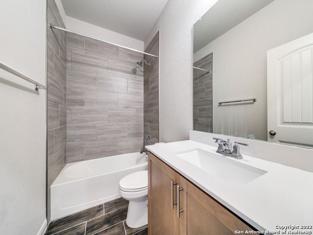 205 STAG WAY, Schertz, TX 78108