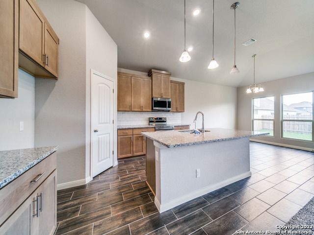205 STAG WAY, Schertz, TX 78108