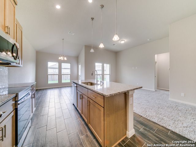 205 STAG WAY, Schertz, TX 78108