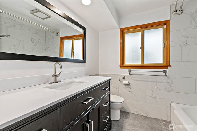 9015 E D Street, Tacoma, WA 98445