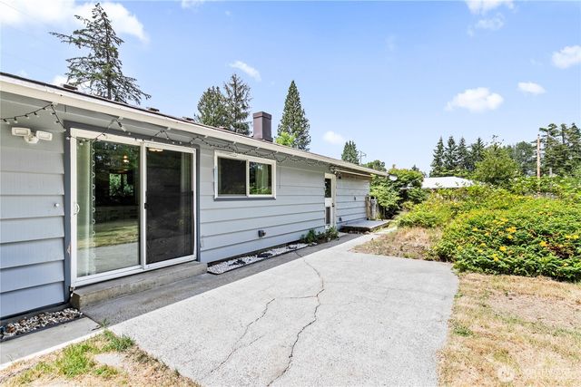 9015 E D Street, Tacoma, WA 98445