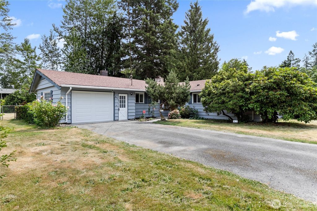 9015 E D Street, Tacoma, WA 98445