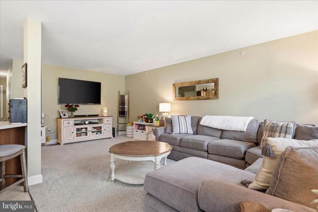 235 CEDAR RUN DR, York, PA 17404