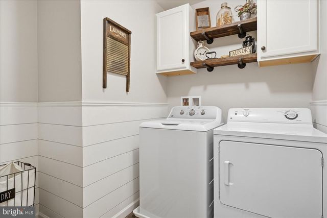 235 CEDAR RUN DR, York, PA 17404