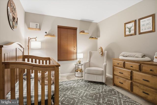 235 CEDAR RUN DR, York, PA 17404