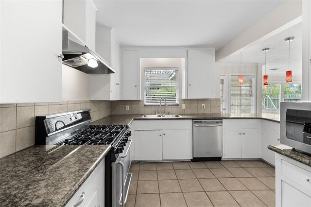 3023 Fairhope Street, Houston, TX 77025