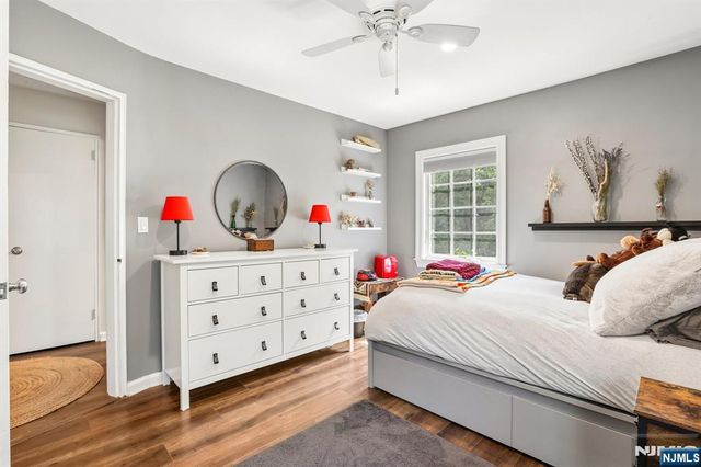 6 Garden Court, Ho-ho-kus, NJ 07423