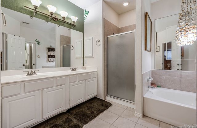 1642 SUNBLOSSOM CIR, New Braunfels, TX 78130