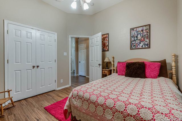 1642 SUNBLOSSOM CIR, New Braunfels, TX 78130
