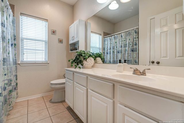 1642 SUNBLOSSOM CIR, New Braunfels, TX 78130