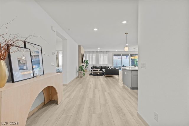 9935 Joshua Foothills Street, Las Vegas, NV 89178