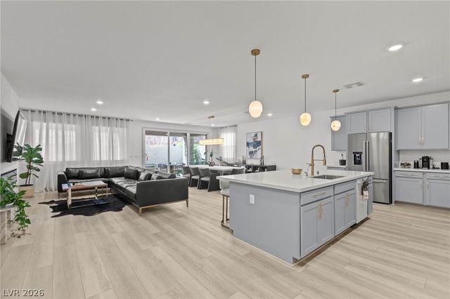 9935 Joshua Foothills Street, Las Vegas, NV 89178