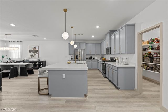 9935 Joshua Foothills Street, Las Vegas, NV 89178