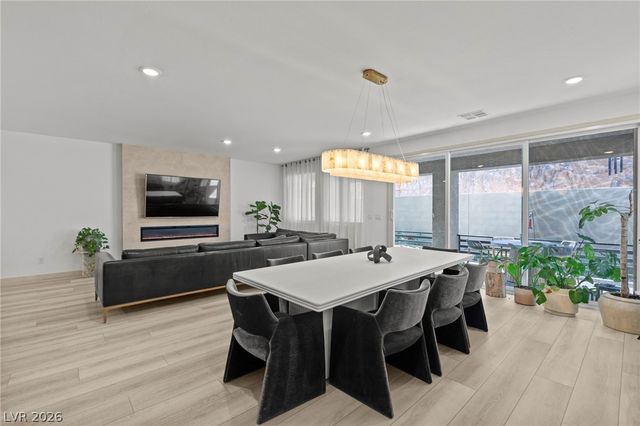 9935 Joshua Foothills Street, Las Vegas, NV 89178