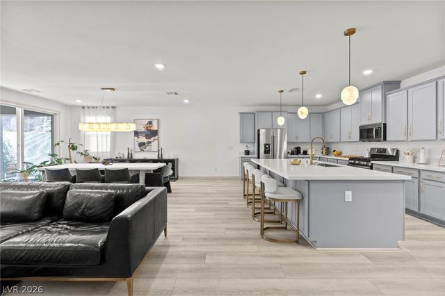 9935 Joshua Foothills Street, Las Vegas, NV 89178