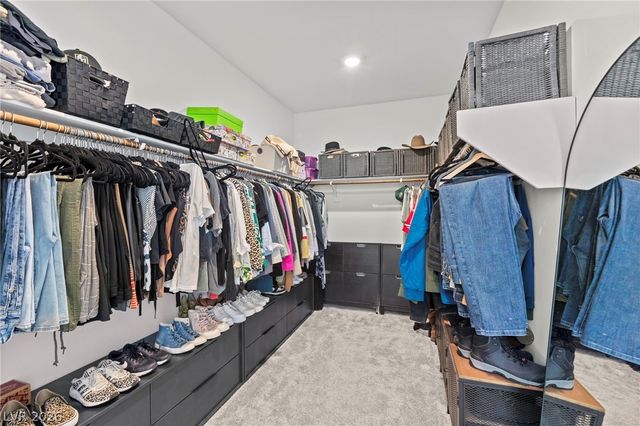 9935 Joshua Foothills Street, Las Vegas, NV 89178