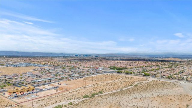 9935 Joshua Foothills Street, Las Vegas, NV 89178