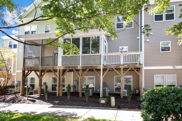 229 Rose Walk Lane, Carrboro, NC 27510