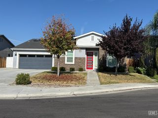 5706 Ocean Jasper Drive, Bakersfield, CA 93313