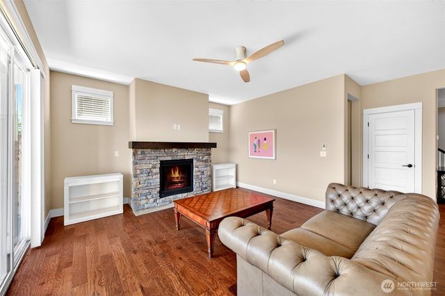 438 Riley Court E, Enumclaw, WA 98022