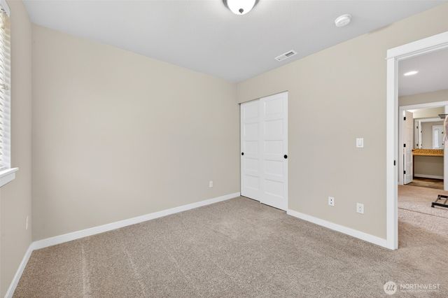438 Riley Court E, Enumclaw, WA 98022