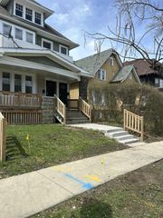 2435 N 41st STREET #2437, Milwaukee, WI 53210