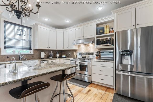 658 Mountain Highland Ridge, South Charleston, WV 25309