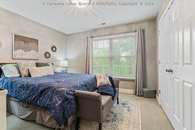 658 Mountain Highland Ridge, South Charleston, WV 25309