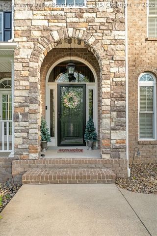 658 Mountain Highland Ridge, South Charleston, WV 25309